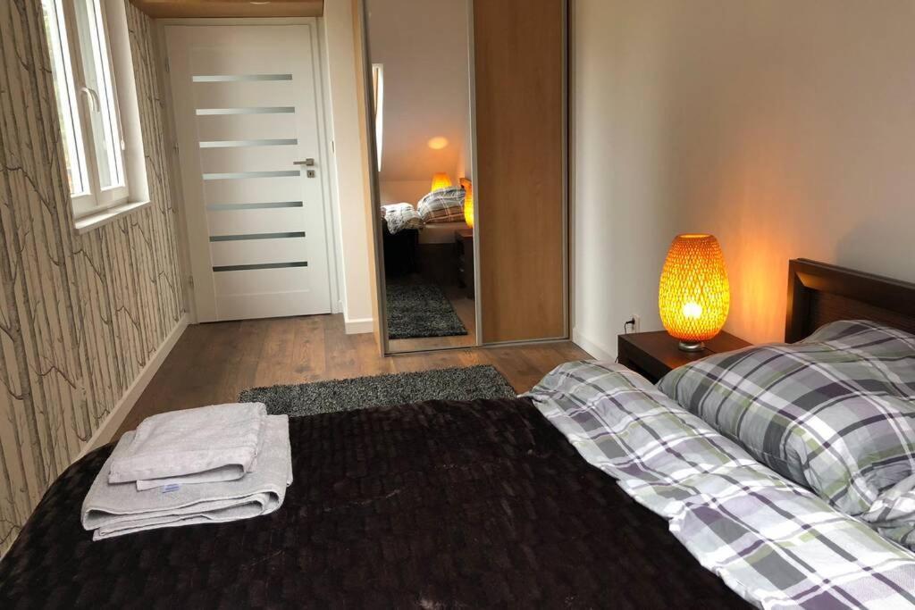 Апартаменти Dwupoziomowy Apartament Nad Jeziorem W Lesie Августів Екстер'єр фото